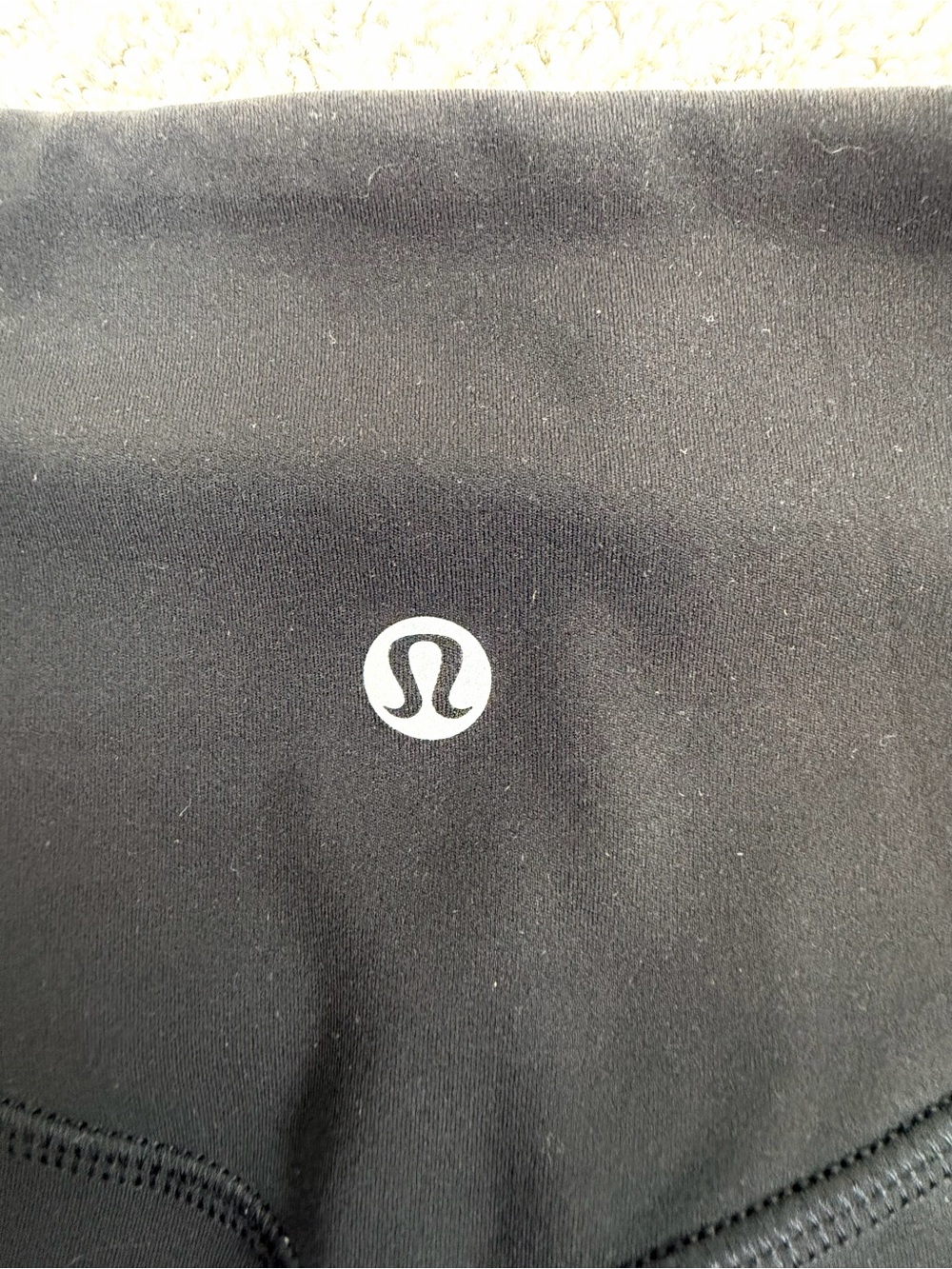lululemon Align Black Joggers Size 2 Like New for Yoga Pilates Travel Lounging - Picture 2 of 7